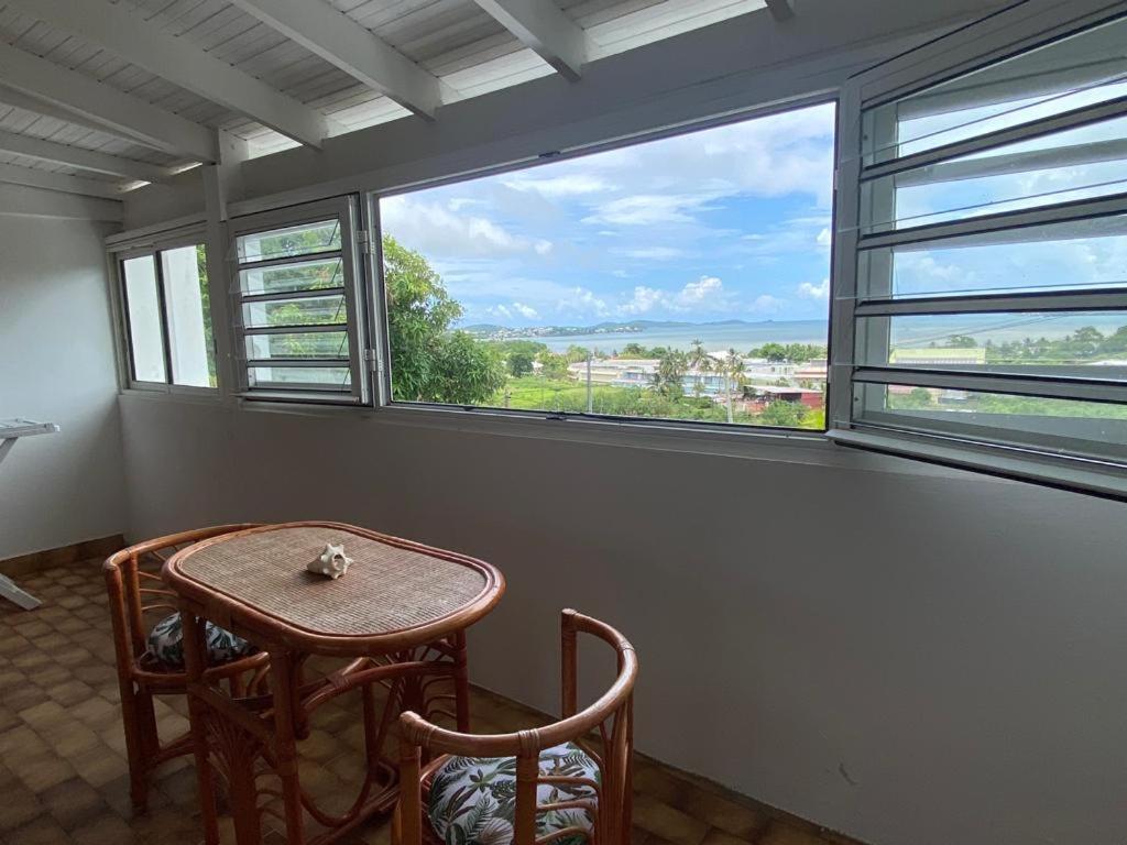 Notre Vie La Bed & Breakfast Le Robert Bagian luar foto