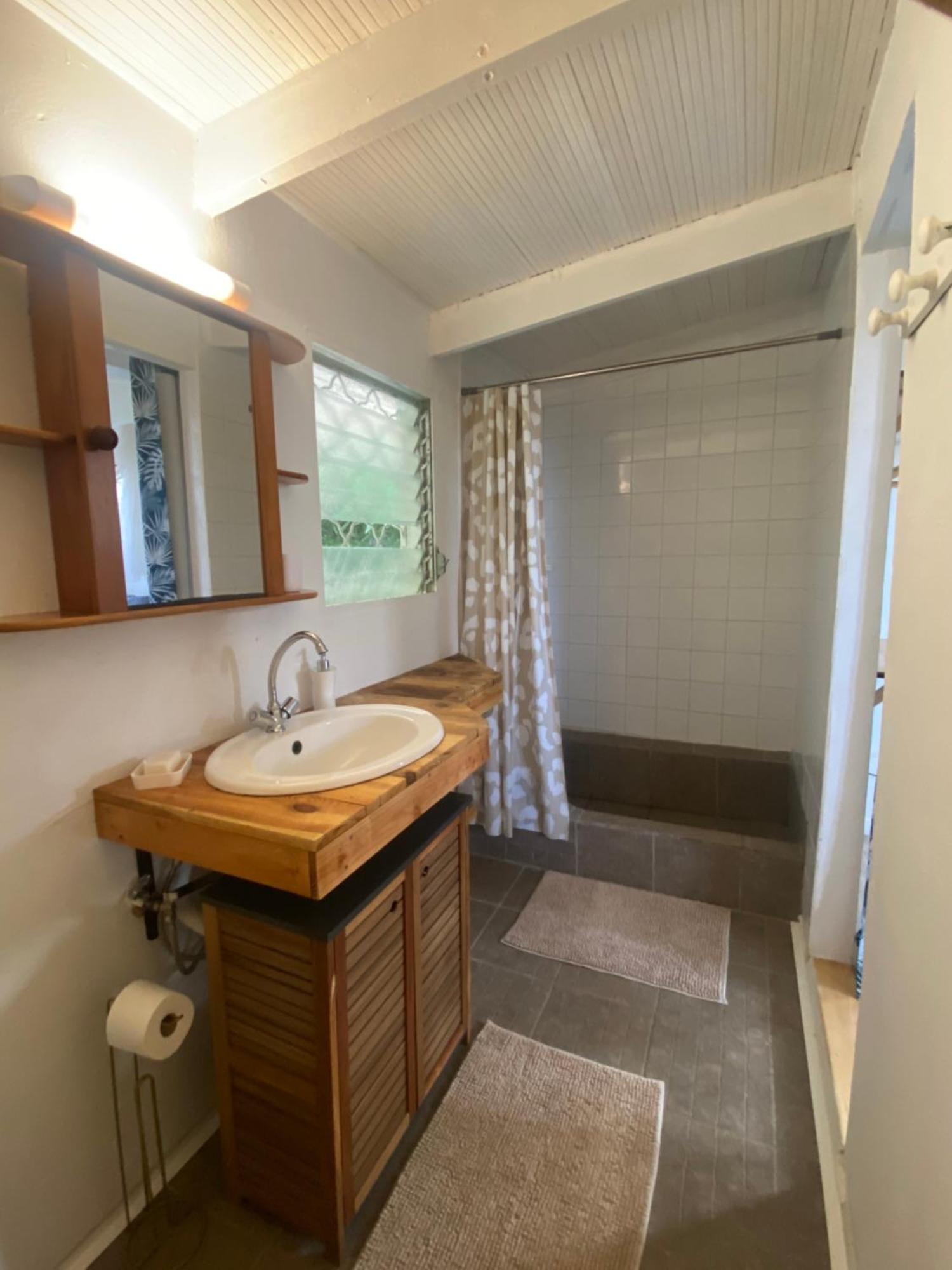 Notre Vie La Bed & Breakfast Le Robert Bagian luar foto